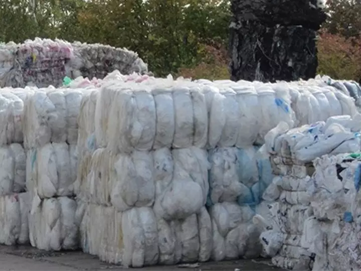 Máquina de reciclaje de película de PE vendida a Kenia